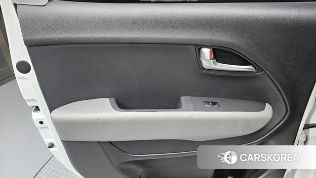 Kia The New Kia Ray id 4355067 из Кореи 17