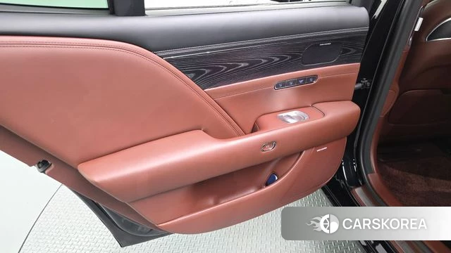 Genesis G90 (RS4) id 4768718 из Кореи 17