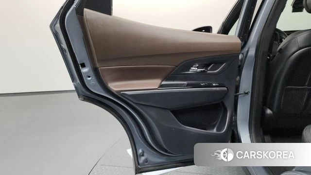 Ssangyong Beautiful Korando id 4285467 из Кореи 17