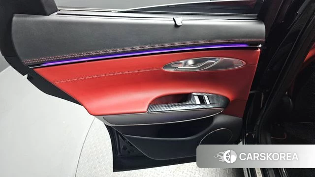 Genesis GV70 id 4767772 из Кореи 17