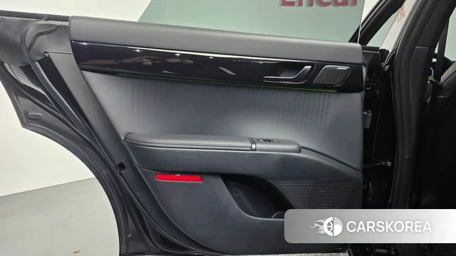 Hyundai Grandeur Hybrid (GN7) id 4847376 из Кореи 17