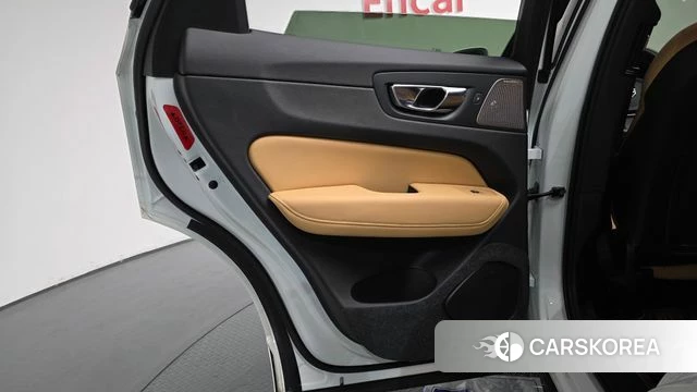 Volvo XC60 second Generation id 4698335 из Кореи 17