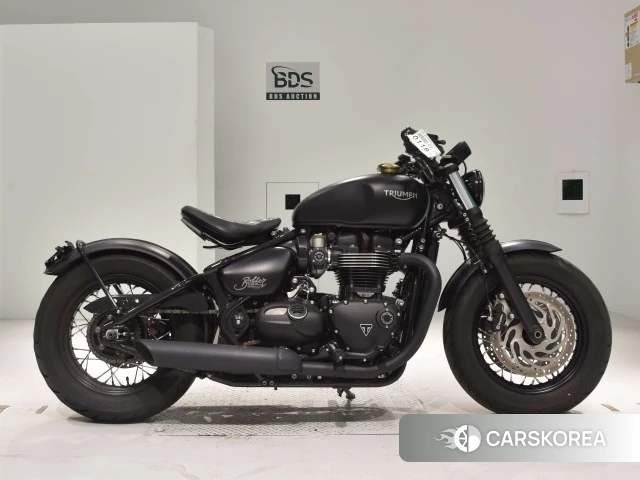 Проданный Triumph BONNEVILLE BOBBER 2018 из Японии