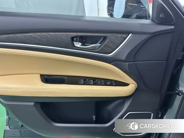 Honda UR-V id 4307336 из Китая 17