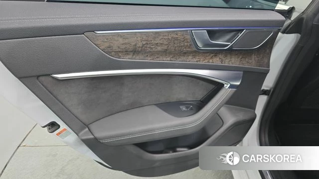 Audi A7 (4K) id 4331189 из Кореи 17