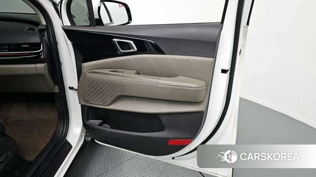 Kia The New Carnival 4th Generation id 4394971 из Кореи 17