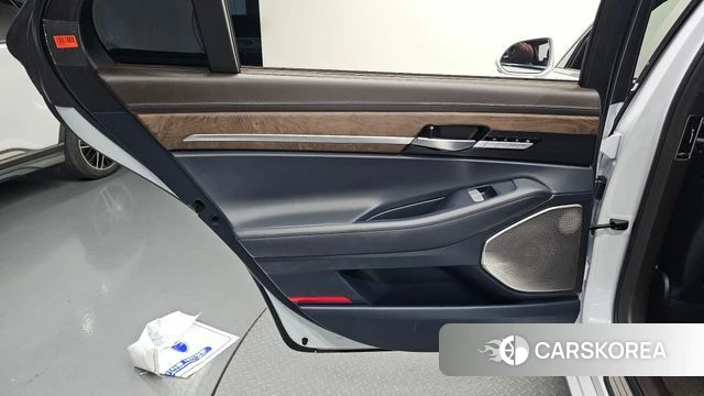 Genesis G90 id 4605207 из Кореи 17