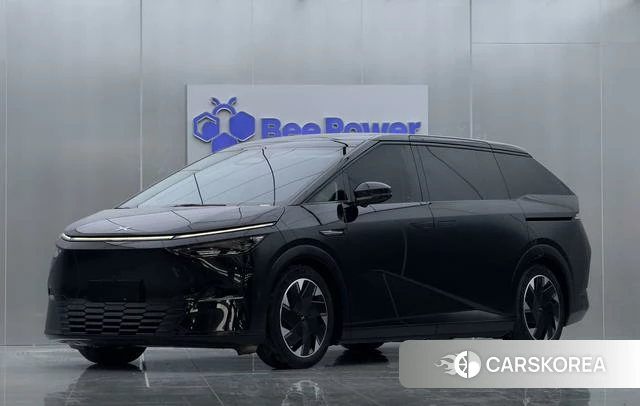 Xiaopeng Motors Xiaopeng X9 id 4219773 из Китая 17