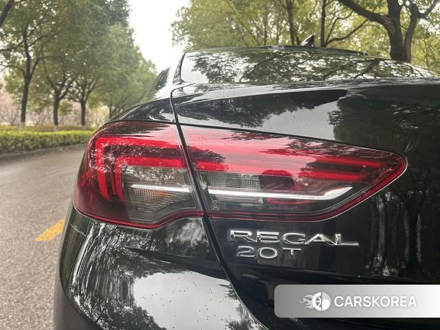 Buick Regal id 4209847 из Китая 17