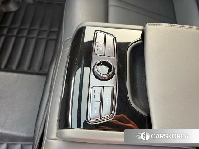 Hyundai Sonata id 4341828 из Китая 17