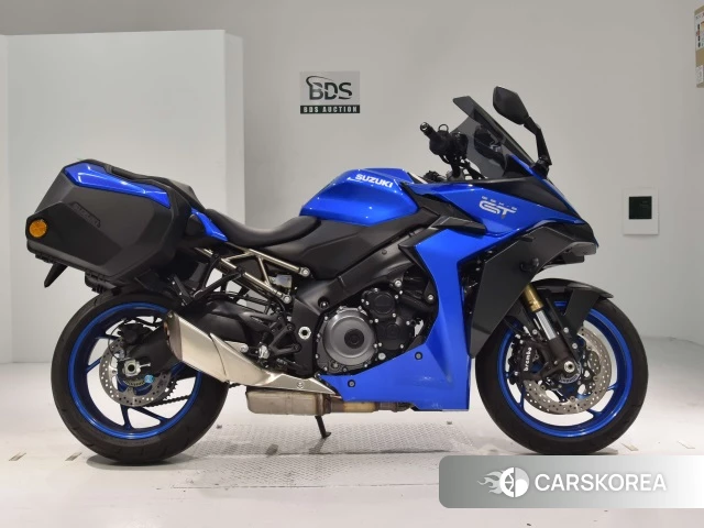 Проданный Suzuki GSX-S1000GT 2022 из Японии