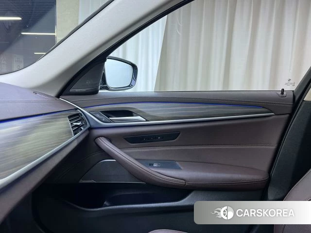 BMW 5 series id 4227927 из Китая 17