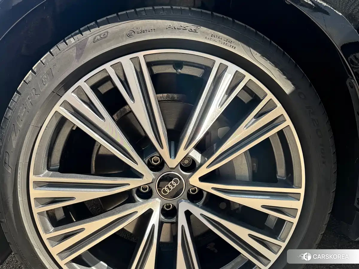 Audi A6L id 4576373 из Китая 17