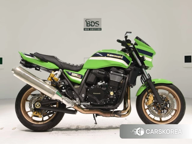 Проданный Kawasaki ZRX 1200 2015 из Японии