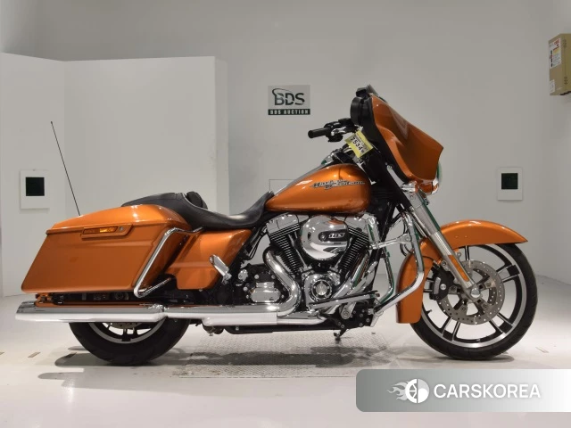 Проданный Harley-Davidson Street Glide FLHX1690 2014 из Японии, фото 2