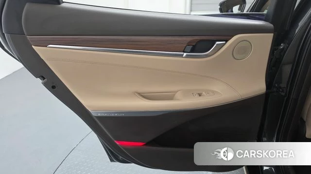 Hyundai Grandeur IG id 4325330 из Кореи 17