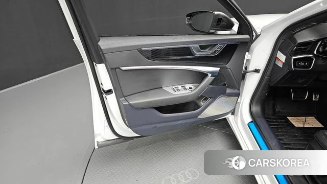 Audi A6 (C8) id 4471169 из Кореи 17