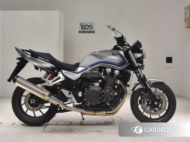 Проданный Honda CB1300SF 2023 из Японии