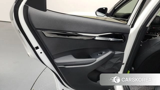 Kia Seltos id 4309351 из Кореи 17