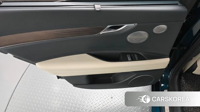 Genesis Electrified G80 (RG3) id 4848858 из Кореи 17