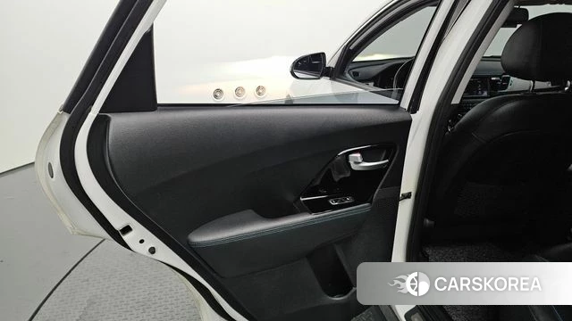Kia Niro EV id 4677777 из Кореи 17