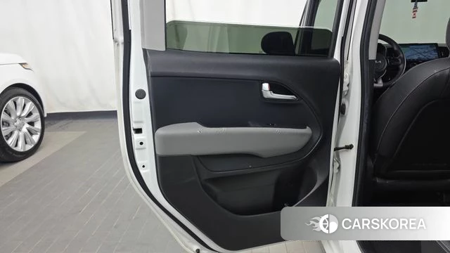Kia The New Kia Ray id 4630940 из Кореи 17
