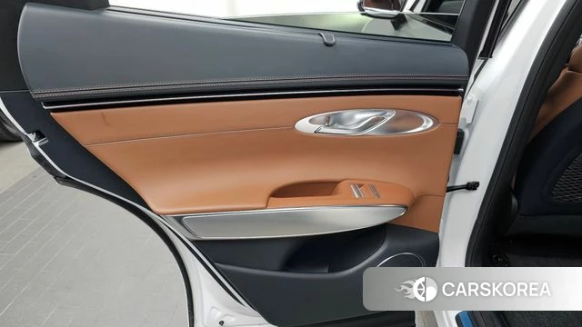 Genesis GV70 id 4315513 из Кореи 17