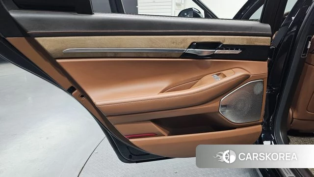 Genesis G90 id 4482543 из Кореи 17