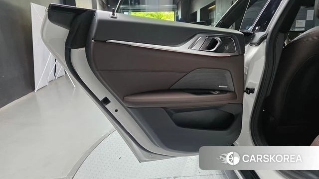 BMW i4 id 4571005 из Кореи 17
