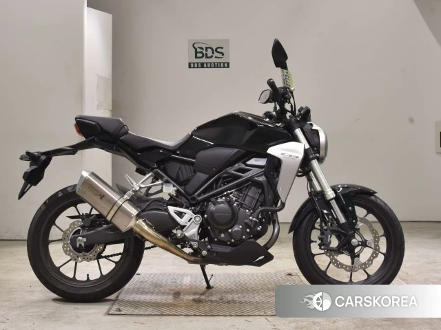 Проданный Honda CB250R 2018 из Японии, фото 2