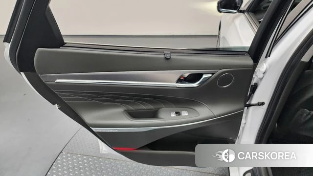 Hyundai The New Grandeur IG Hybrid id 4636906 из Кореи 17