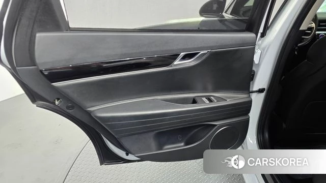 Genesis G80 (RG3) id 4476151 из Кореи 17