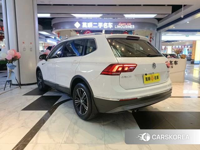 Volkswagen Tiguan L id 3882651 из Китая 17