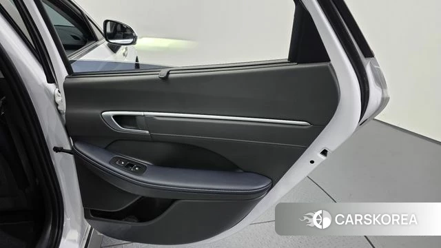 Hyundai Sonata D Edge Hybrid (DN8) id 4407982 из Кореи 17