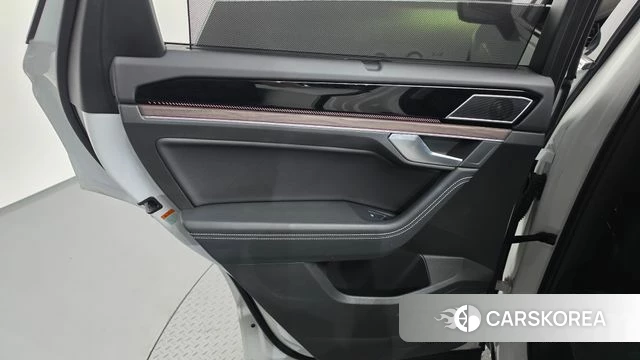 Volkswagen Touareg 3rd generation id 4897959 из Кореи 17