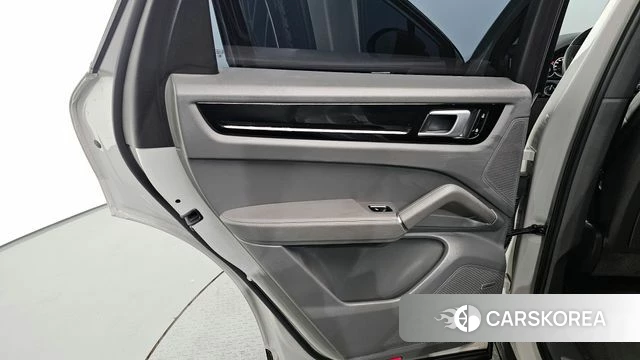 Porsche Cayenne (PO536) id 4284393 из Кореи 17