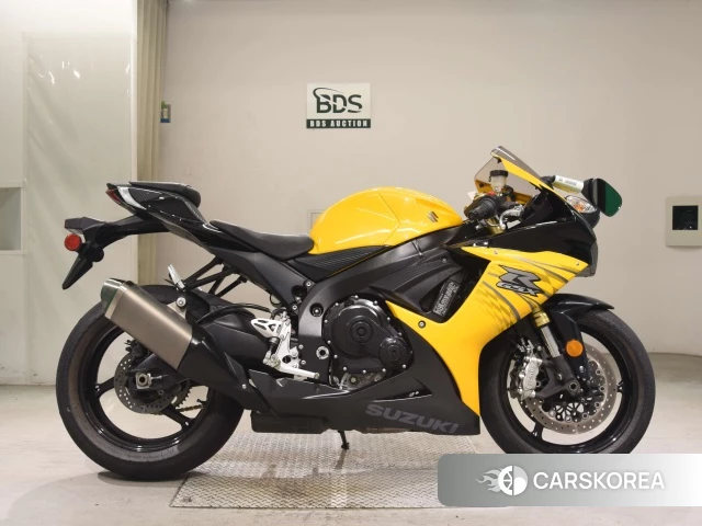Проданный Suzuki GSX-R750 2014 из Японии