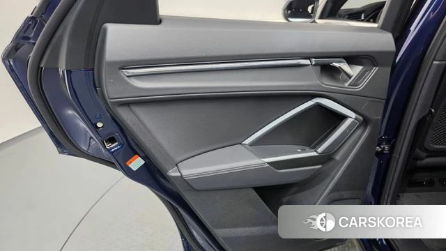 Audi Q3 (F3) id 4942046 из Кореи 17