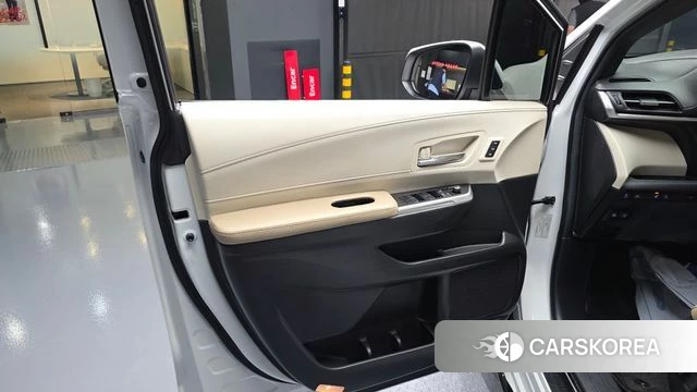 Toyota Sienna 4th Generation id 4194299 из Кореи 17