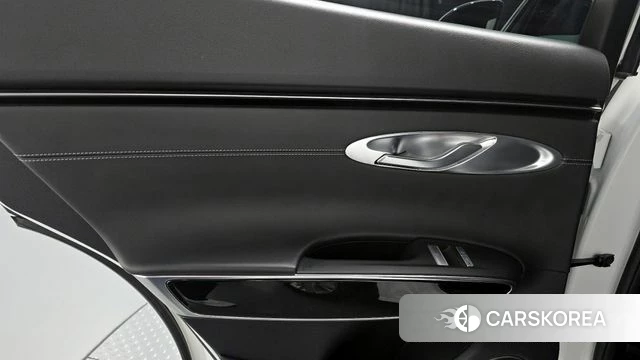 Genesis GV70 id 4370176 из Кореи 17