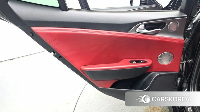 Kia Stinger id 4633305 из Кореи 17