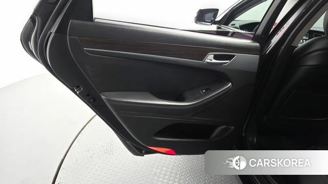 Genesis G80 id 4850019 из Кореи 17