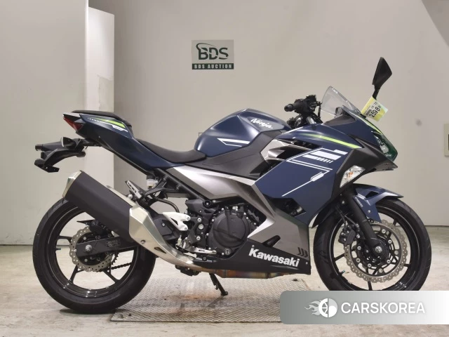 Проданный Kawasaki NINJA 400 2022 из Японии