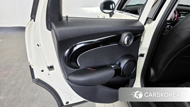 Mini Cooper id 4382567 из Кореи 17