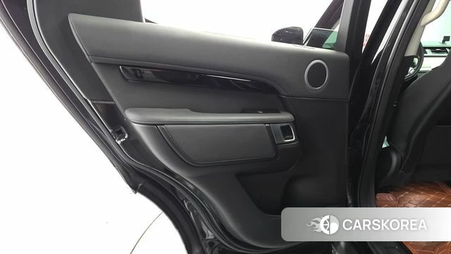 Land Rover Discovery 5 id 4610018 из Кореи 17