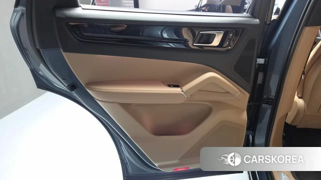Porsche Cayenne (PO536) id 4471384 из Кореи 17