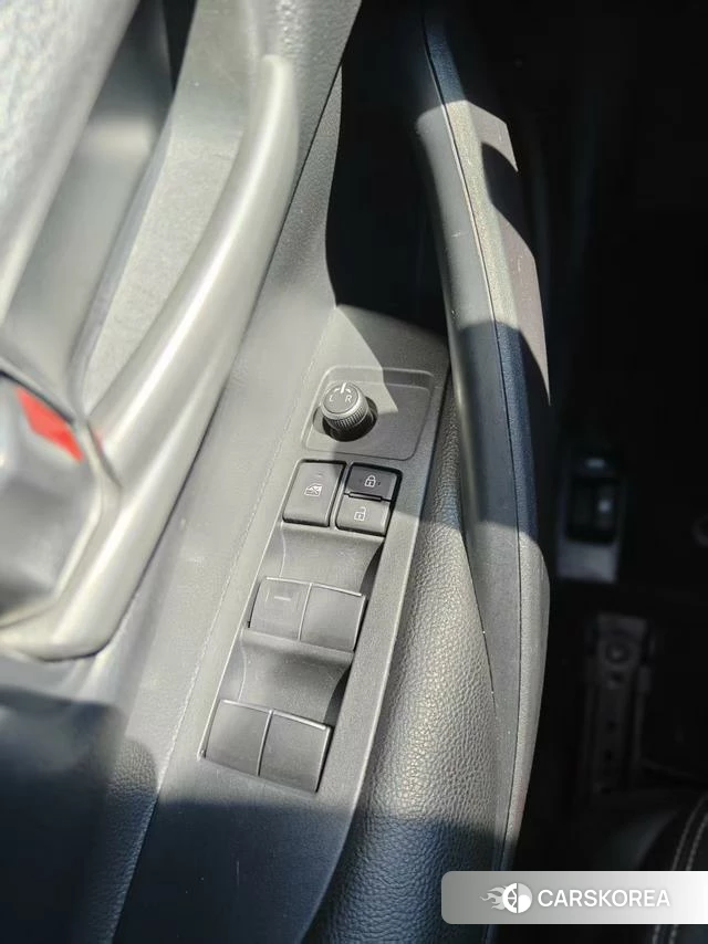 Toyota Corolla id 4207684 из Китая 17