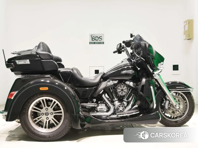 Проданный Harley-Davidson Electra Glide FLHTCUTG1690 2014 из Японии