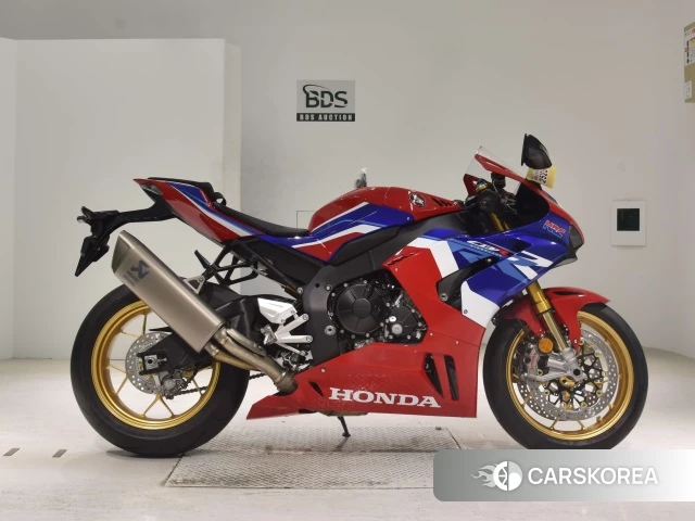 Проданный Honda CBR1000RR-R FIREBLADE SP 2024 из Японии