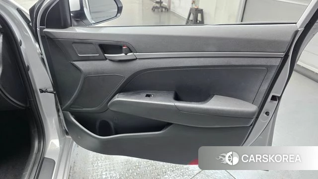 Hyundai Avante AD id 4620684 из Кореи 17